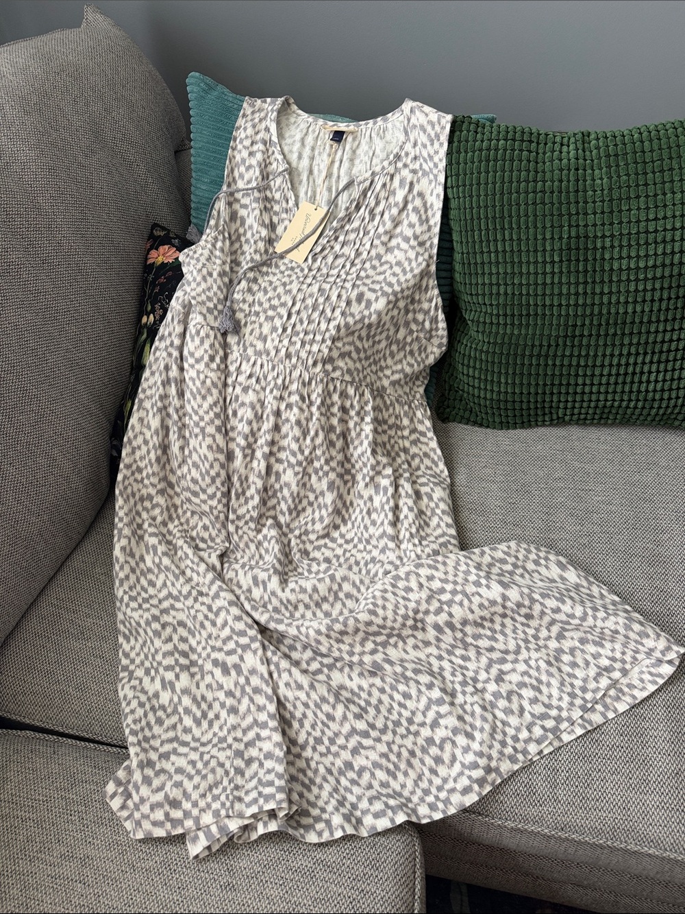 Universal Thread Sleeveless Printed Midi Dress in Light Gray and White XXL NWT